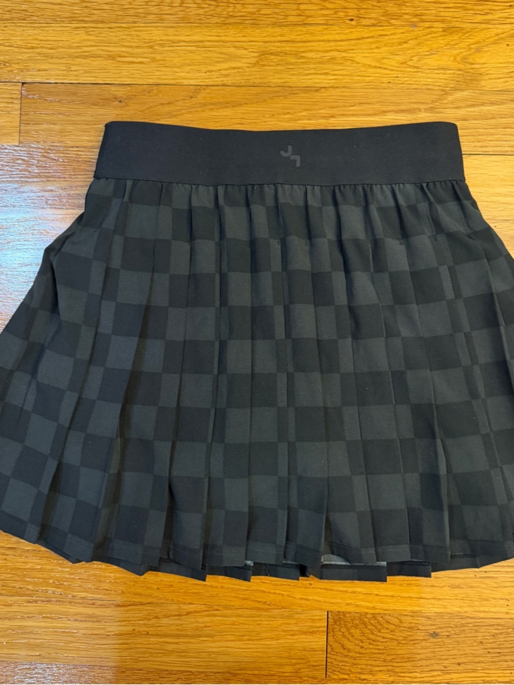 JoyLab Checkered Pleated Skort (Skirt with Shorts) in Black - Size XS - Picture 7 of 8